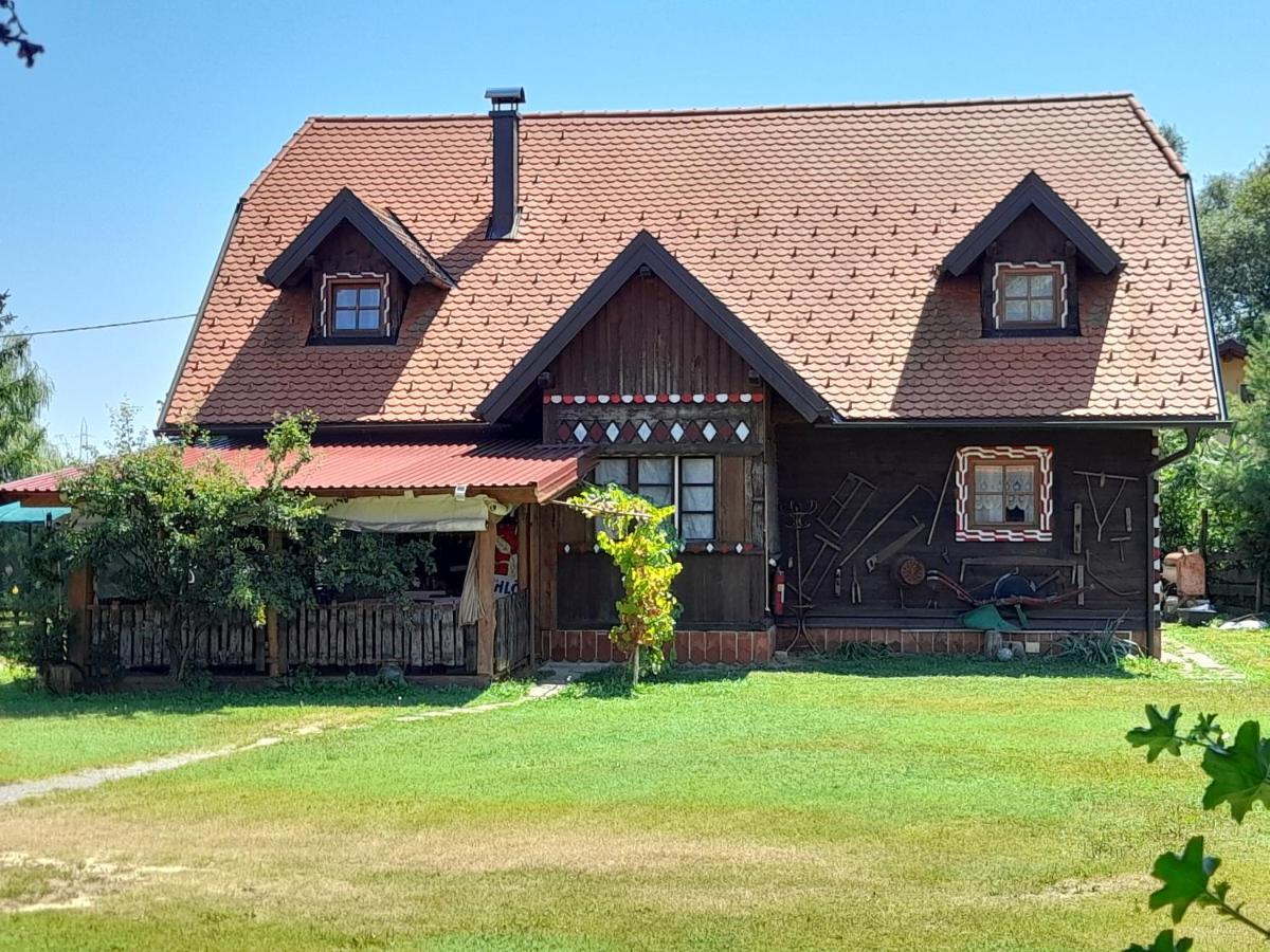 Rooms Ma La Karlovac Εξωτερικό φωτογραφία